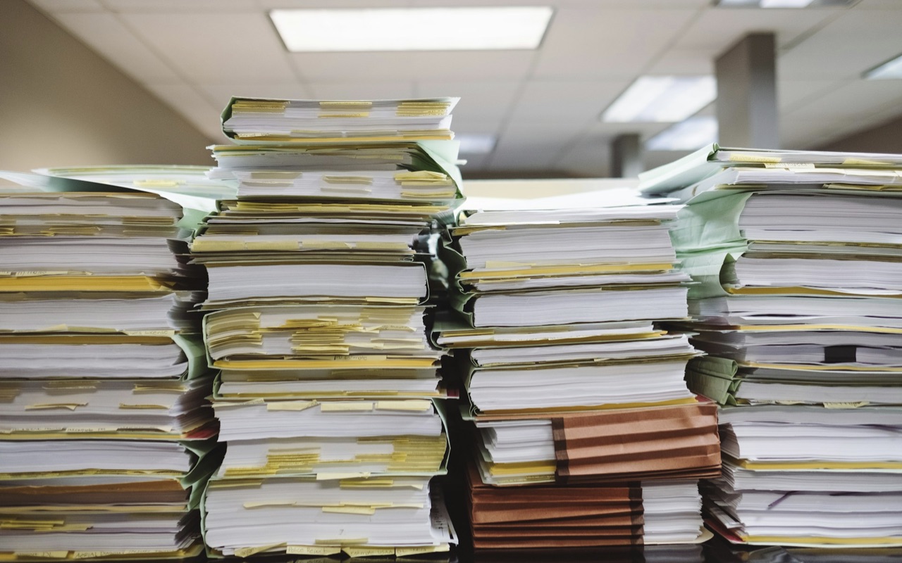 The Best Way to Track Invoices for SMEs: Stay Organized and Get Paid